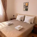 Apartment Azure Kabakum L 2br L Pool L 50m To Varna