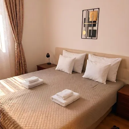 Apartment Azure Kabakum L 2br L Pool L 50m To Warna