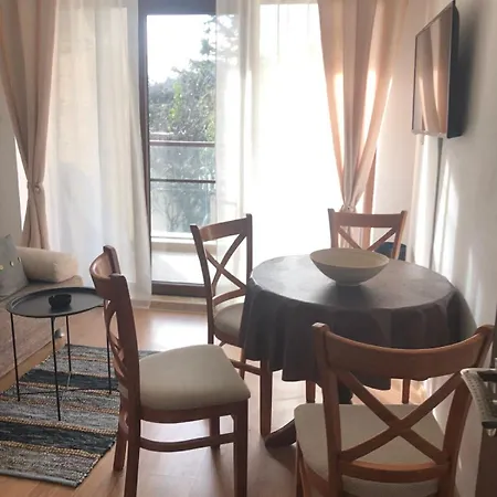 Apartman Azure Kabakum L 2br L Pool L 50m To