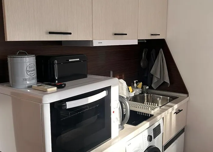 Azure Kabakum L 2br L Pool L 50m To Varna