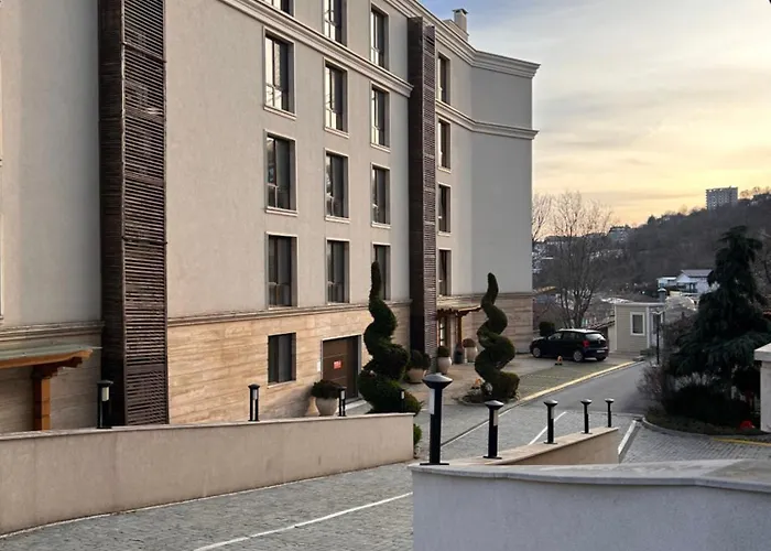 Azure Kabakum L 2br L Pool L 50m To Varna